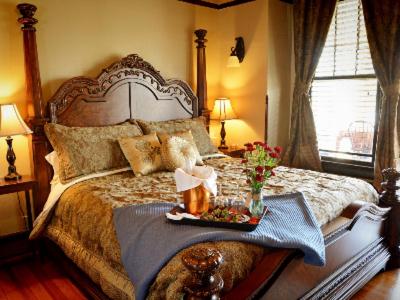 King Suite interior